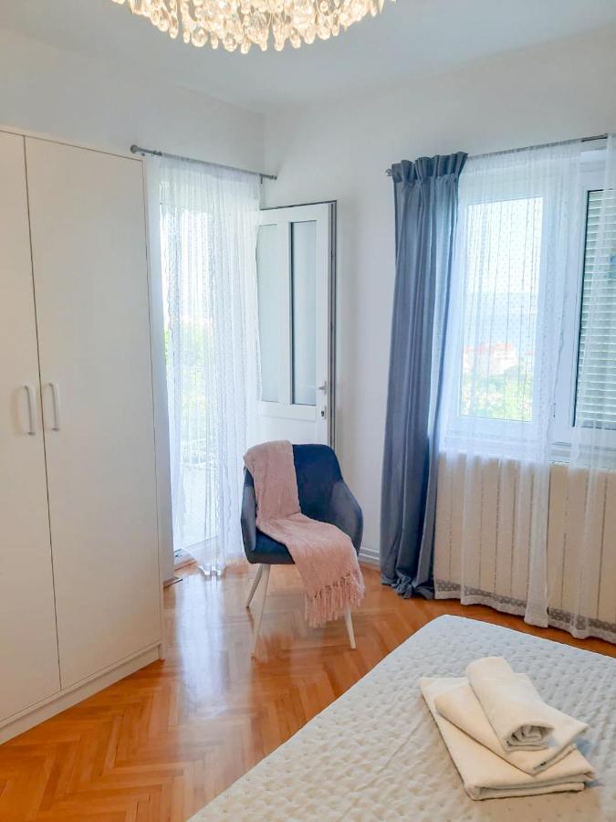 Apartments Sara Podstrana Extérieur photo