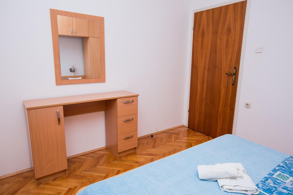 Apartments Sara Podstrana Extérieur photo